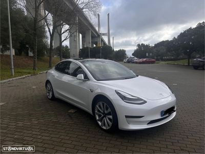 Tesla Model 3 Long Range Tração Integral