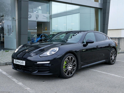 Porsche Panamera S e-Hybrid