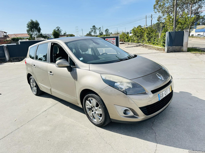 Renault Scénic 1.5 dCI de 2011 7 Lugares