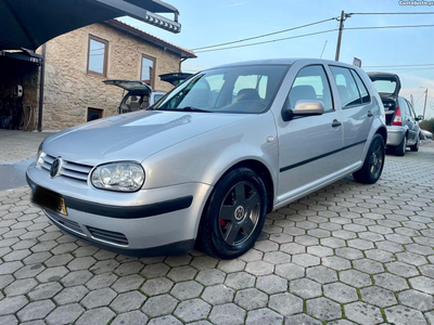 VW Golf 1.4i Confortline JE+AC