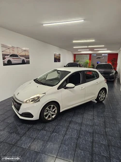 Peugeot 208 1.6 BlueHDi Active