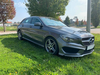 Mercedes-Benz CLA 180 AMG AUTO