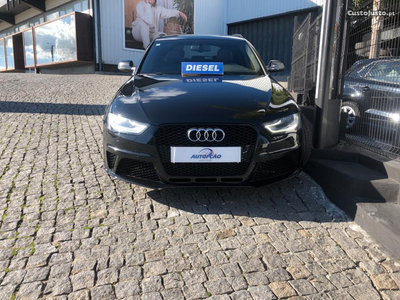 Audi A4 2.0 TDI LOOK RS4