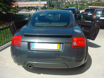 Audi TT Coupé