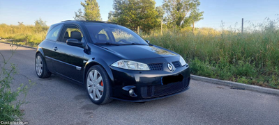 Renault Mégane 2 RS 2.0 Turbo - 260 Cvs