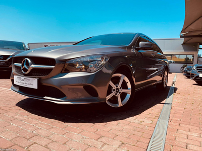 Mercedes-Benz CLA 180 Business Solution