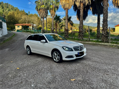 Mercedes-Benz C 220  CDl  caixa automática 170 CV