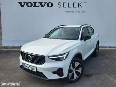 Volvo XC 40 1.5 T2 Plus Dark Auto