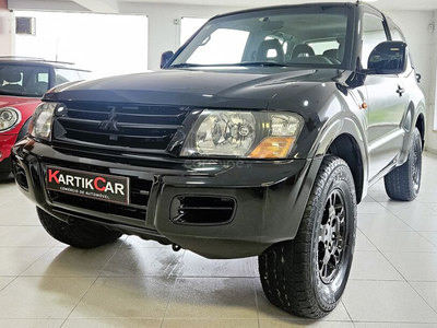 Mitsubishi Pajero 2.5 TDi GLX