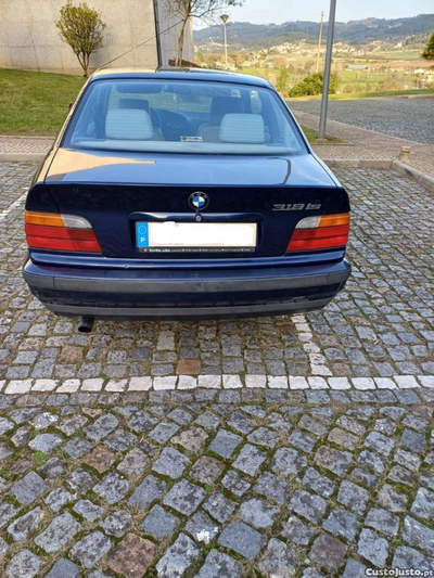 BMW 318 1.8 IS