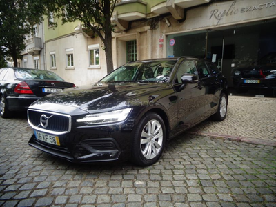 Volvo V60 2.0 D4 Momentum Geartronic