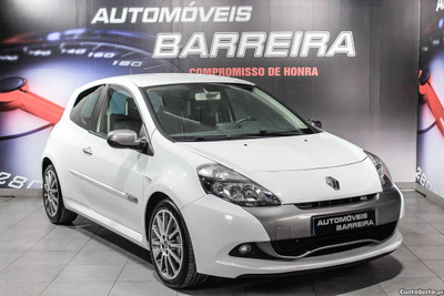 Renault Clio 2.0 16V RS