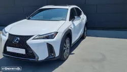 Lexus ux-250h Sport (Ecrã 12.3)