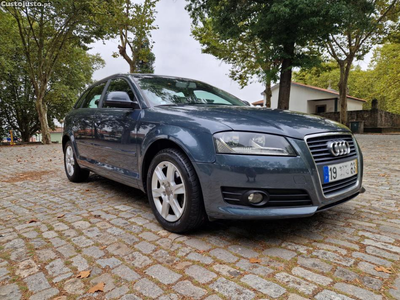 Audi A3 Sportback 1.6 tdi 105 cv