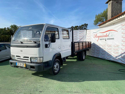 Nissan Cabstar 3.0 TD 120.35/3 L CD