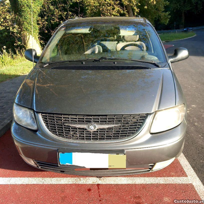 Chrysler Grand Voyager yn37