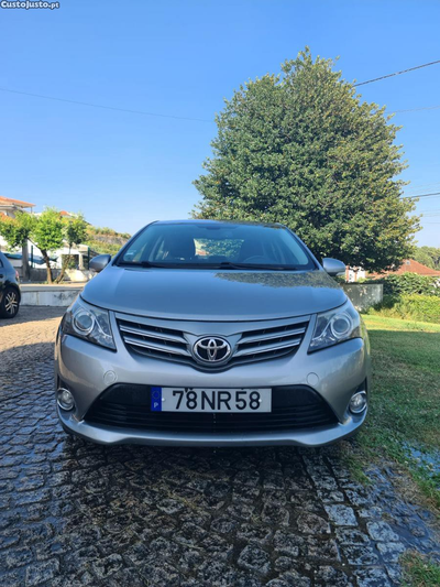 Toyota Avensis 2000