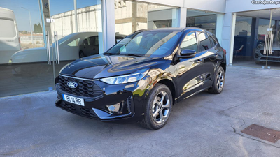 Ford Kuga 2.5 PHEV 243cv ST-Line