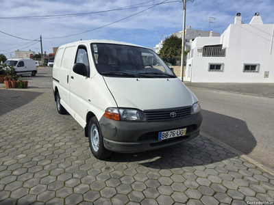 Toyota HiAce 2.5Diesel(Impecável-Distribuicão Nova)Oportunidade