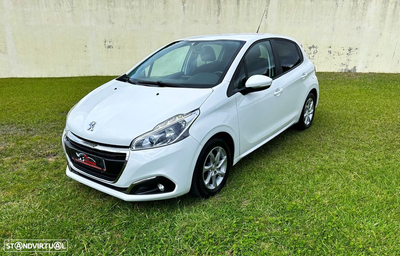 Peugeot 208 1.6 BlueHDi Style