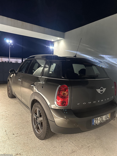 MINI Countryman One D