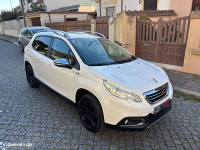 Peugeot 2008 1.2 PureTech Style