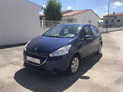 Peugeot 208 1.2 VTI 2014