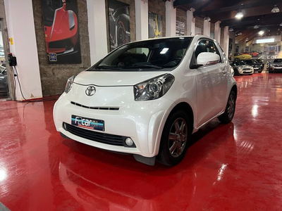 Toyota IQ 1.0 VVT-i 2 MultiDrive