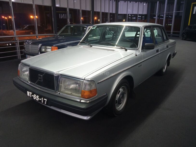 Volvo 240 GL