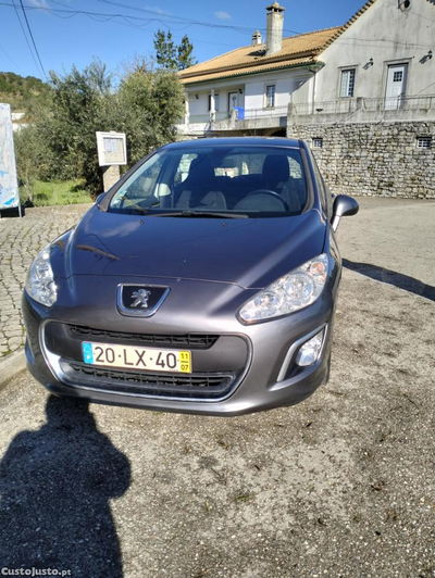 Peugeot 308 Carro