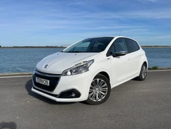 Peugeot 208 1.6 BlueHDi Style