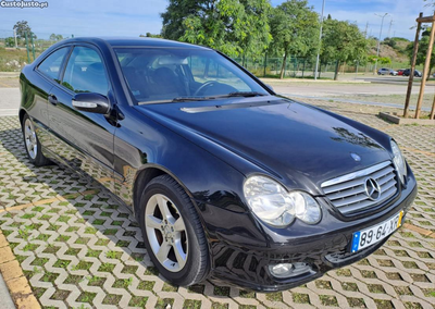 Mercedes-Benz C 180 Sportcoupé Kompressor (203 746) Evolution