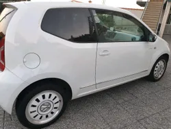 VW Up! White Edition