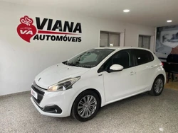 Peugeot 208 1.2 PureTech Signature