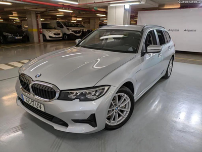 BMW 330 e Touring Corporate Edition Auto