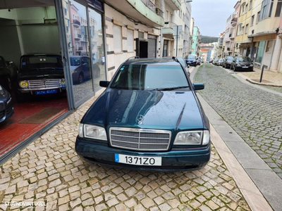 Mercedes-Benz C 250