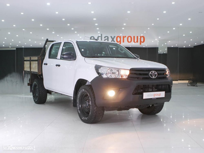 Toyota Hilux 2.4 D-4D 4WD CD CM