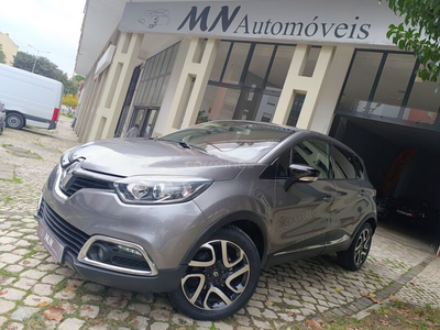 Renault Captur 1.2 TCe Exclusive EDC