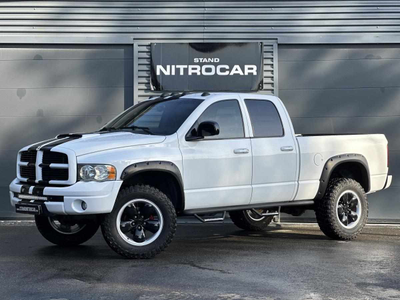 Dodge Ram 1500 Mega Cab 4.7 V8 4X4, Cx. A., 300 CV