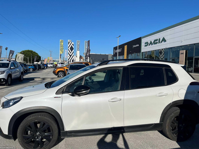 Peugeot 2008 1.6 HDI GT LINE