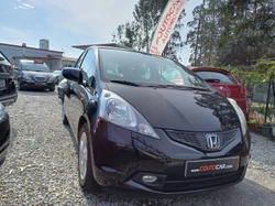 Honda Jazz 1.3 i    com  Ac  ( Viatura Nacional  )