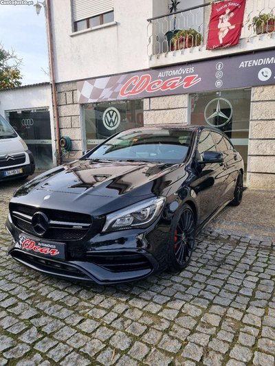 Mercedes-Benz CLA 45 AMG 381cv 7g