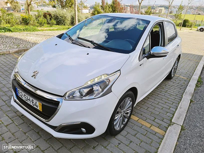 Peugeot 208 1.2 PureTech Style