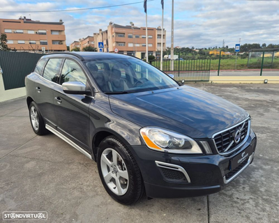 Volvo XC 60 2.0 D3 Drive R-Design