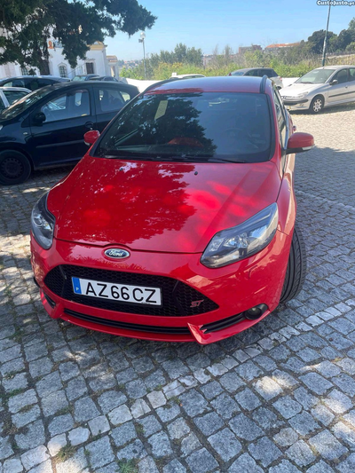 Ford Focus 2.0 ST