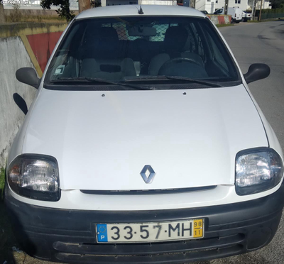 Renault Clio 1900