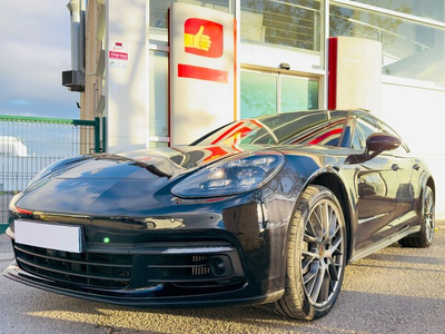 Porsche Panamera 4 E-Hybrid 10 Years Edition