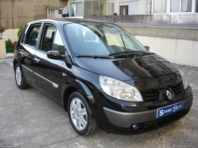 Renault Scénic 1.5 DCI/69 EUR Mês