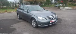 Mercedes-Benz C 200 2200cc