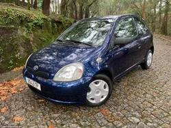 Toyota Yaris 1.0 Base